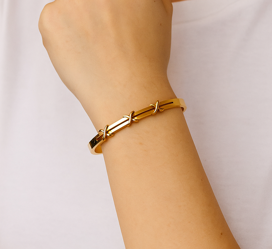18K Gold Plated Stainless Steel Premium Bracelet for Women - KJKBL013
