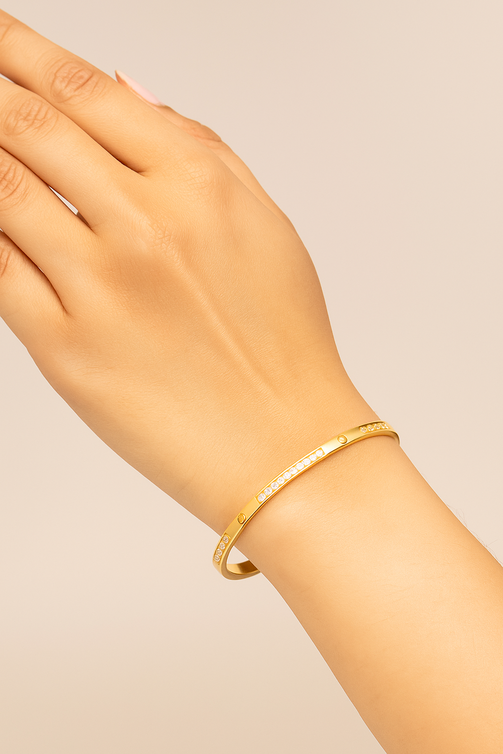 18K Gold Plated Stainless Steel Premium Bracelet for Women - KJKBL009