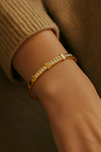 18K Gold Plated Stainless Steel Premium Bracelet for Women - KJKBL004