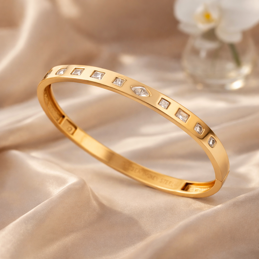 18K Gold Plated Stainless Steel Premium Bracelet for Women - KJKBL022