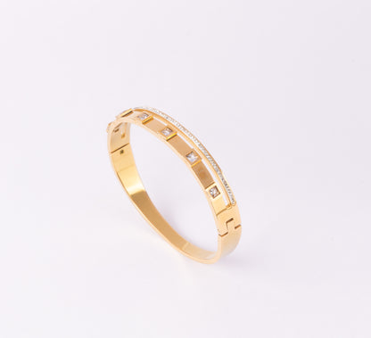 18K Gold Plated Stainless Steel Premium Bracelet for Women - KJKBL002